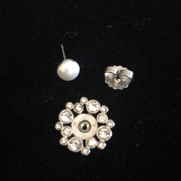Lia Sophia peal and rhinestone post earrings - Picture 2 of 2
